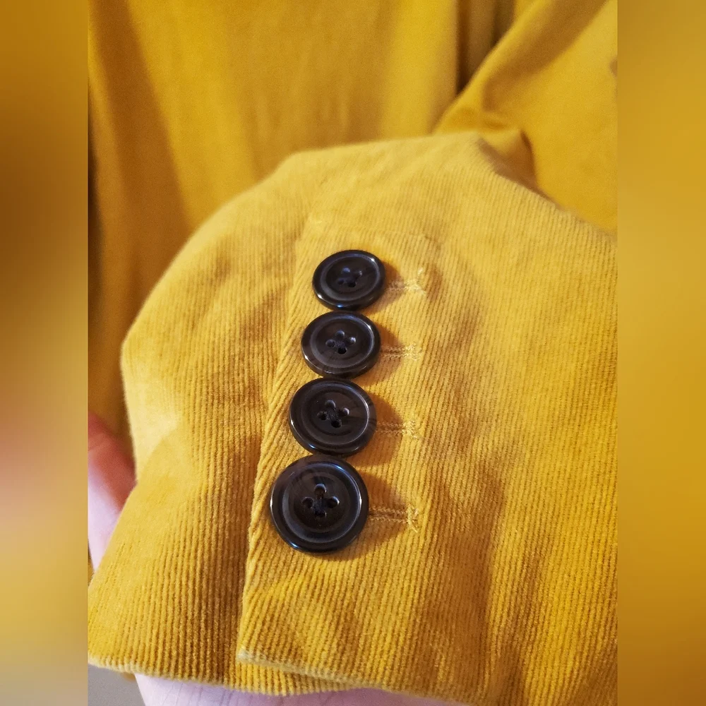 LUII Yellow Courdery Double Breasted Coat - Picture 5 of 8